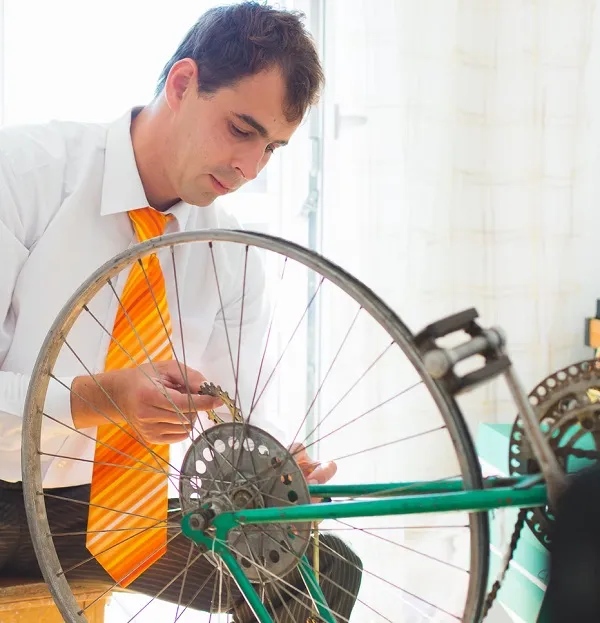 How to disassemble a bike and pack it for moving Moves & More